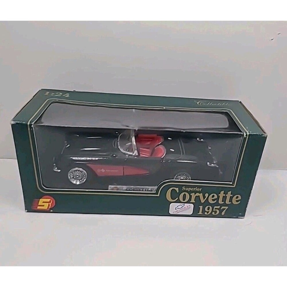 Vintage MAGIC 1:24 DieCast Superior 1957 CHEVY CORVETTE (Black)